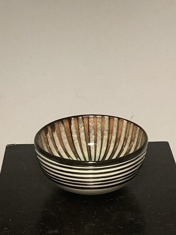 Danish pottery bowl by Herman Kahler