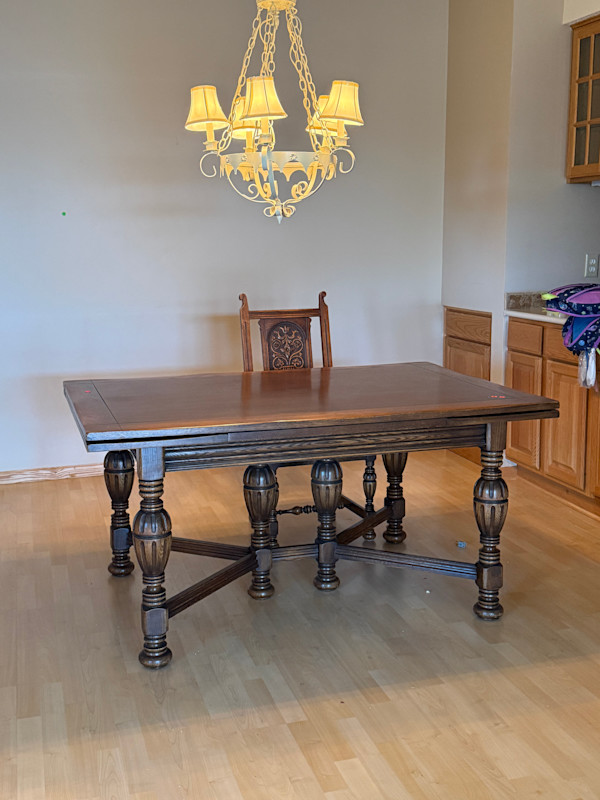 Northern Furniture dining room table and 6 chairs