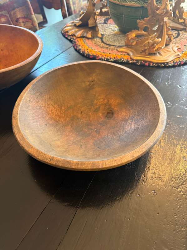 Early  carved wooden bowl, Image 3.
