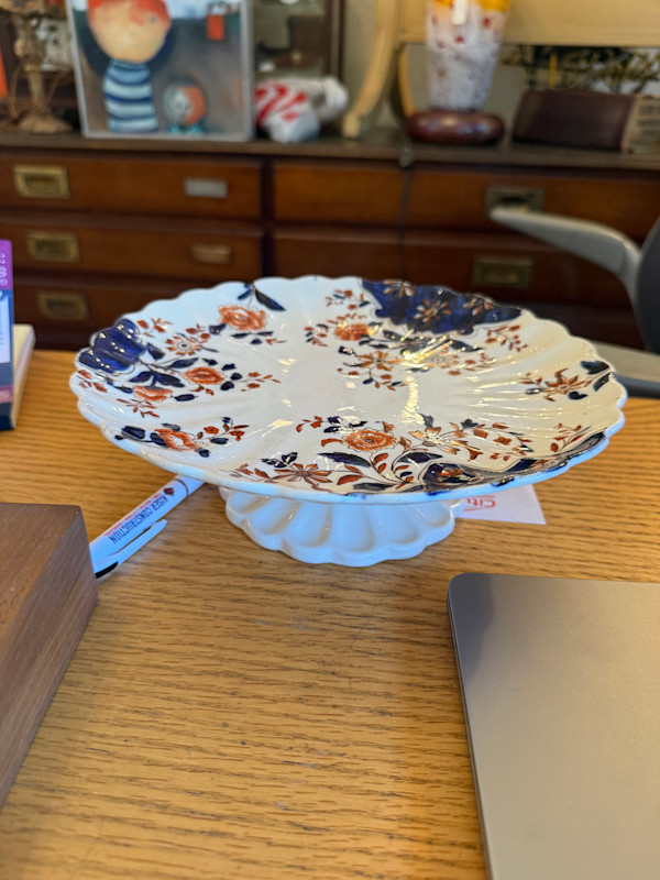English cake plate