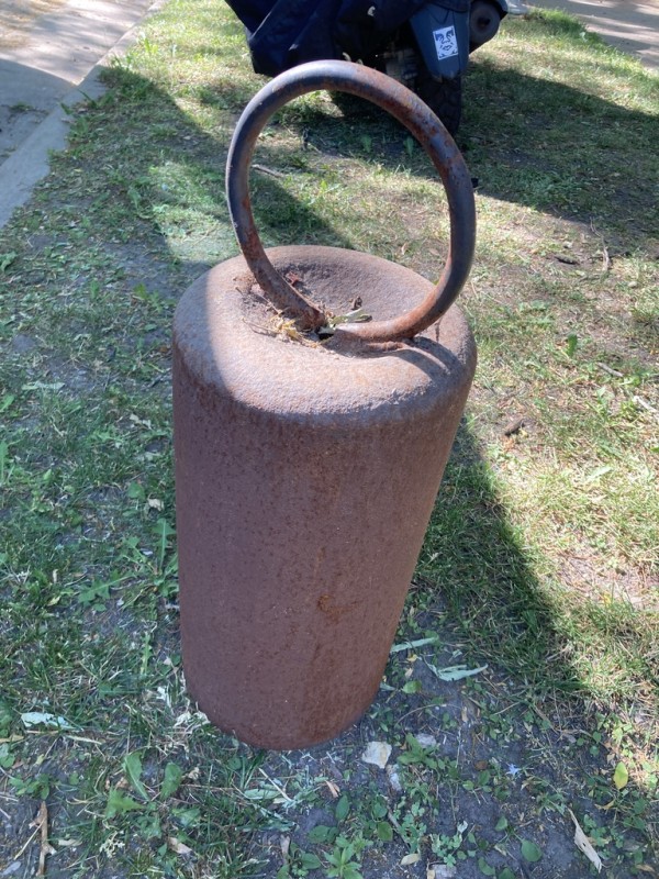 Iron hand made hanging gong