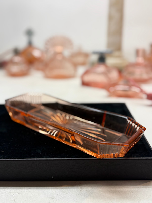 Art Deco pink ring dish