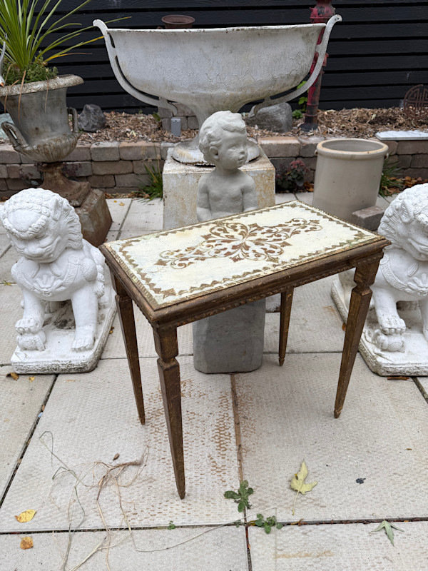 Venetian small table