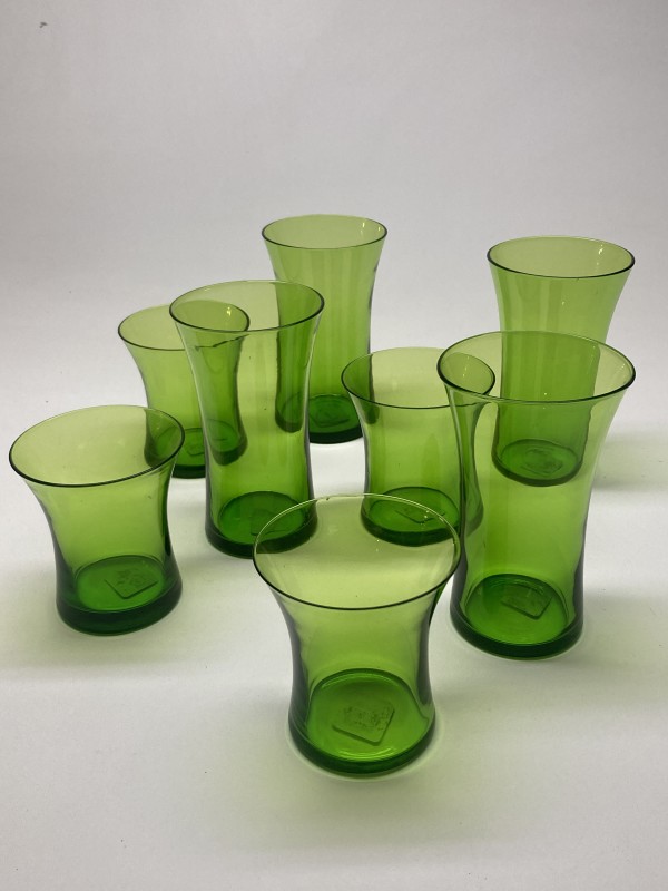 Set of 4 emerald green modern tumblers