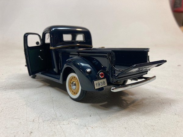 die cast toy truck
