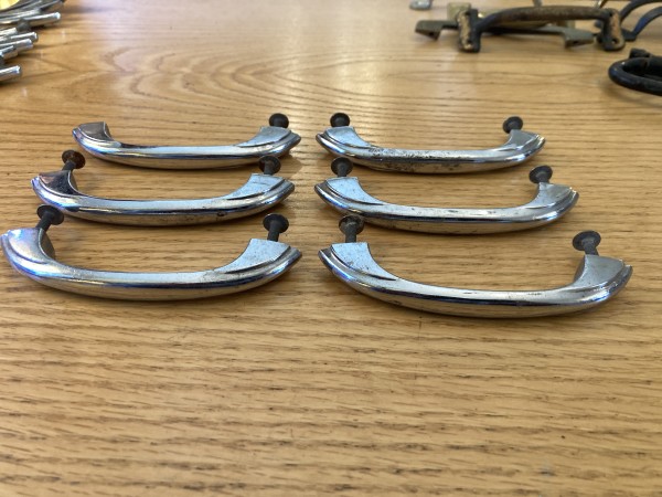Set of 6 arched silver handles