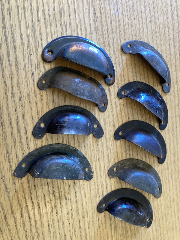 Set of 9 dark bale handles