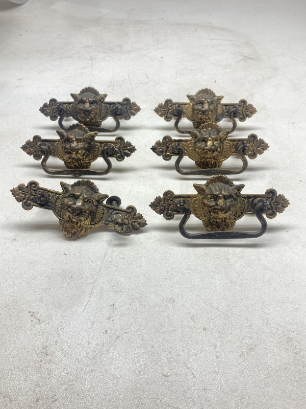 Set of 6 lion Victorian handles