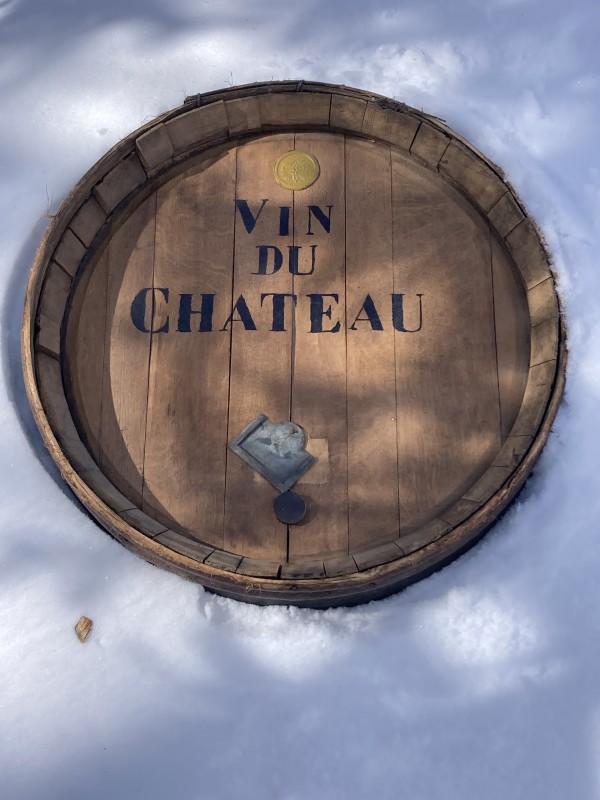 Vintage Vin Du Chateau barrel cask top
