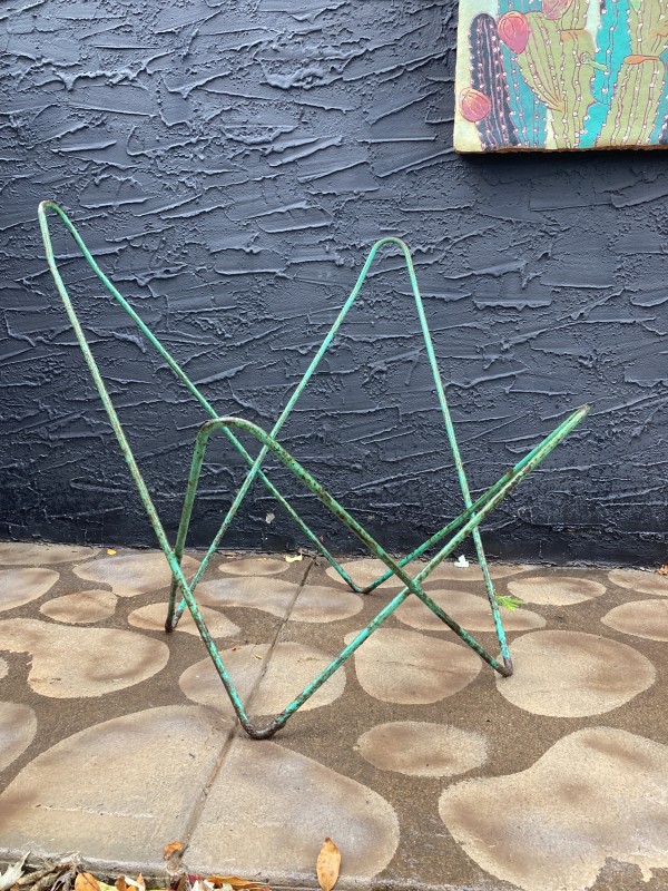 Pair of Knoll Ferrari-hardoy butterfly chairs