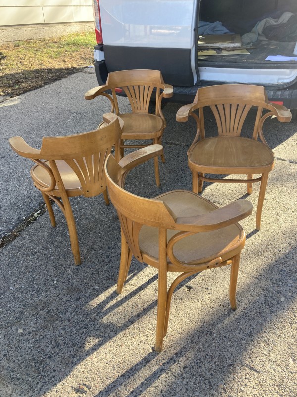 4 bentwood chairs
