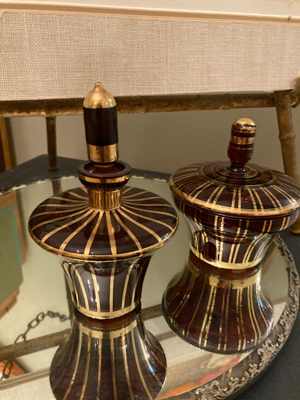 Ruby and gold striped perfume set