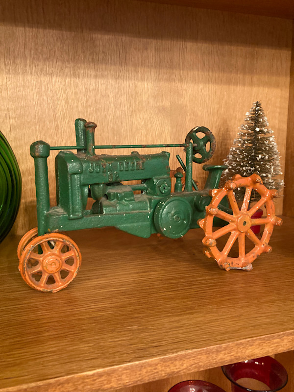 Vintage cast iron John Deere tractor