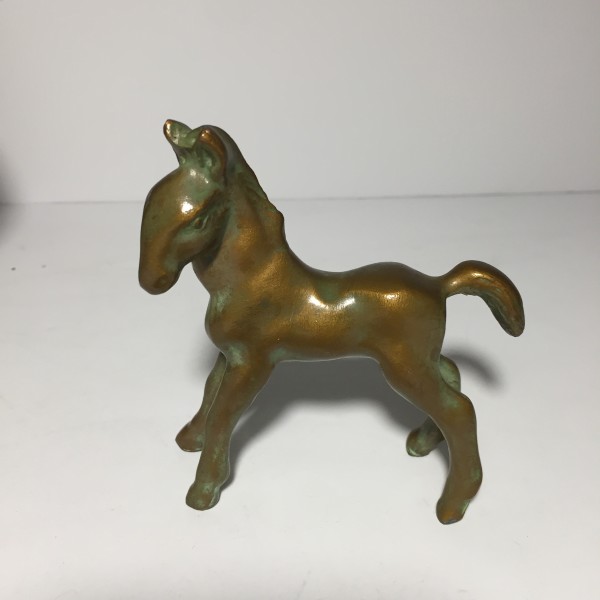 small brass horse sculpture