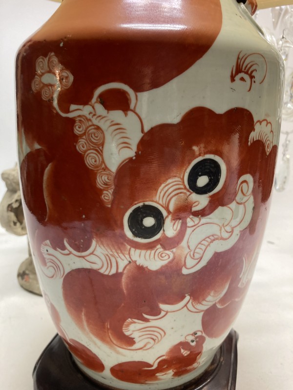Hand painted asian lamp with orange lion