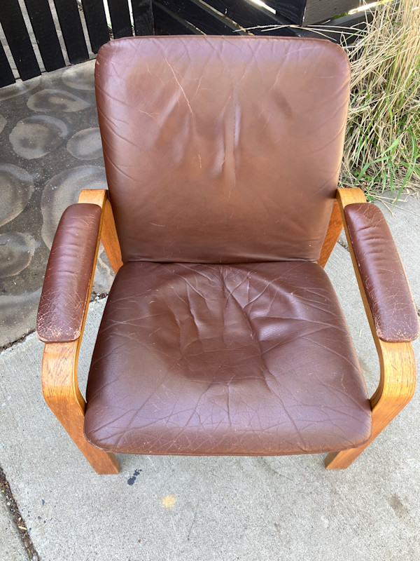 Vintage Ekornes leather upholstered chair
