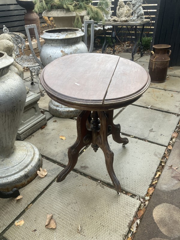 Oval Victorian table
