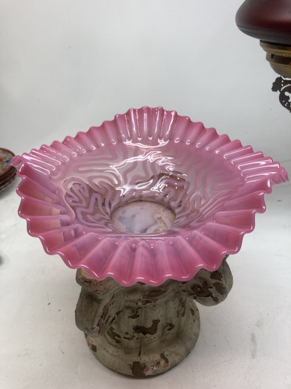 Victorian pink ruffle brides bowl