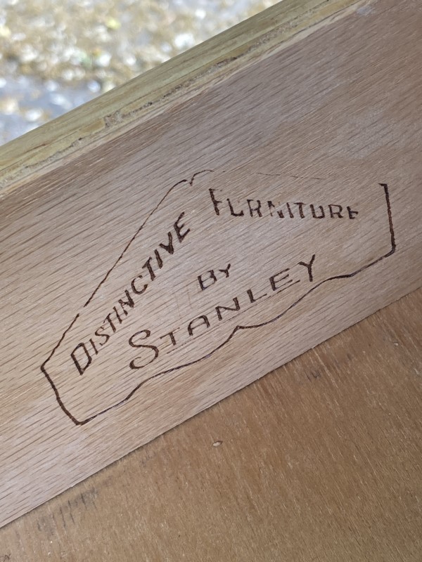 Stanley dresser