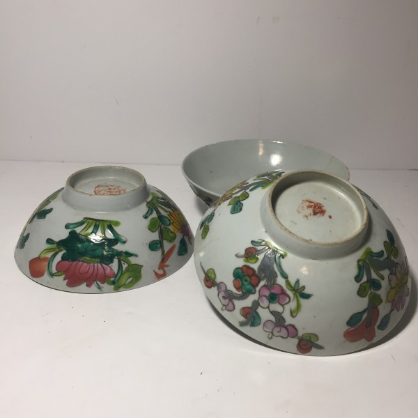 set of 3 old Chinese bowls