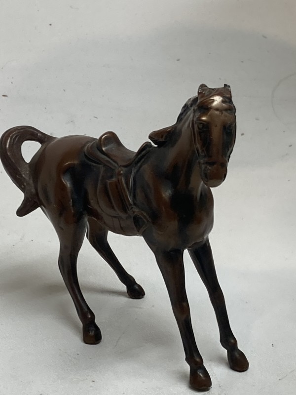 metal horse figure
