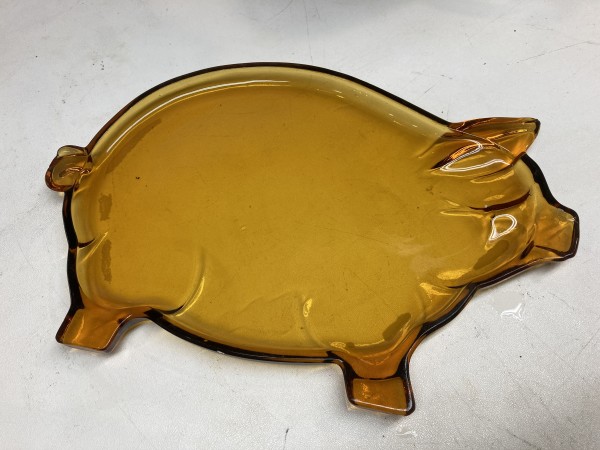 Amber pig glass tray