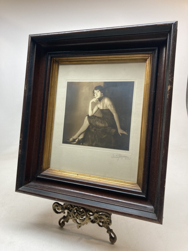 Art Deco flapper photograph