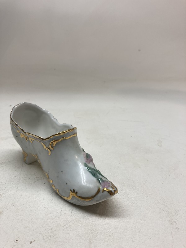 porcelain shoe