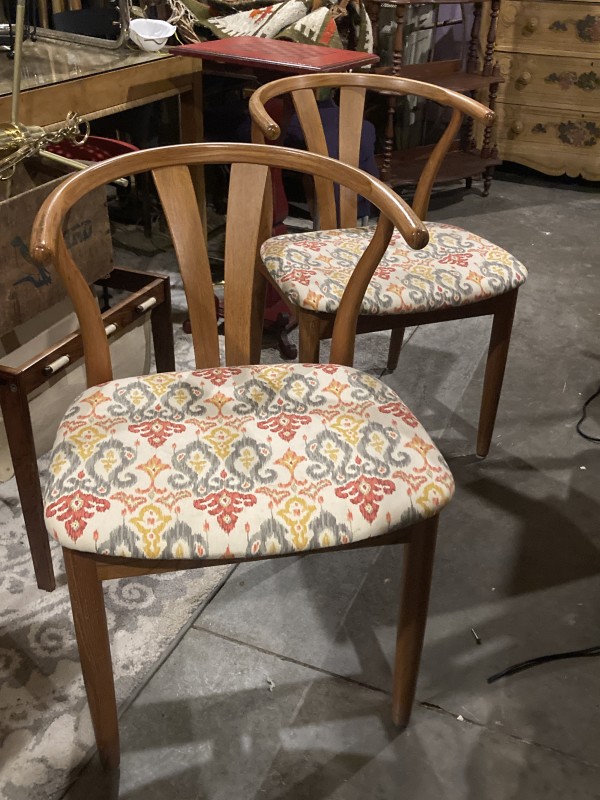 set of 4 wishbone chairs