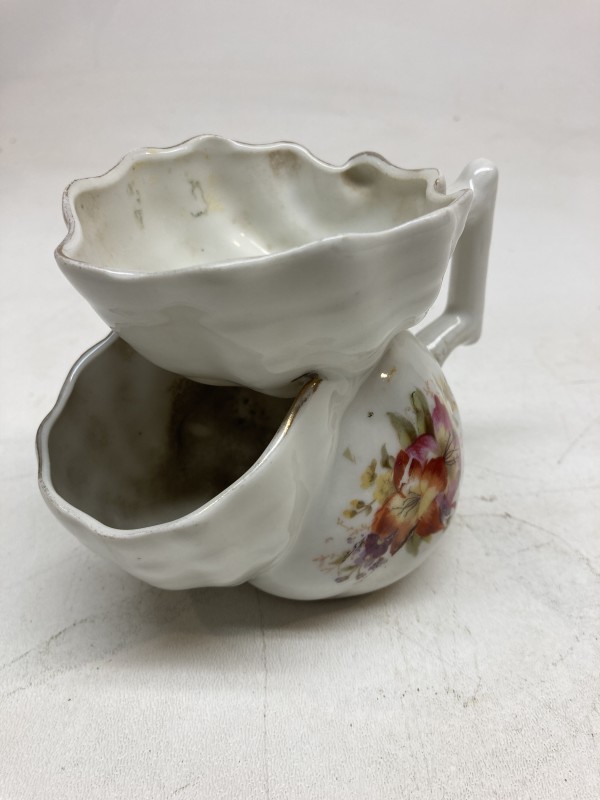 decorated white porcelain shell shaped shaving scuttle