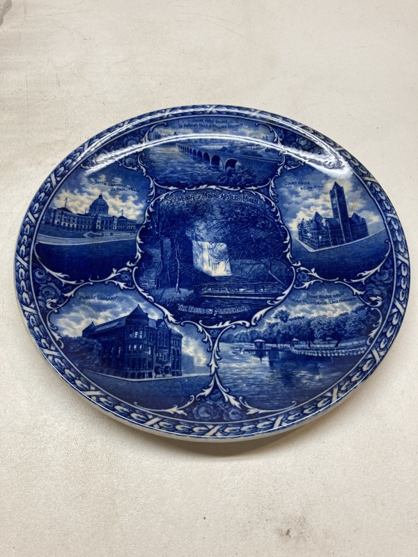 Minneapolis souvenir plate