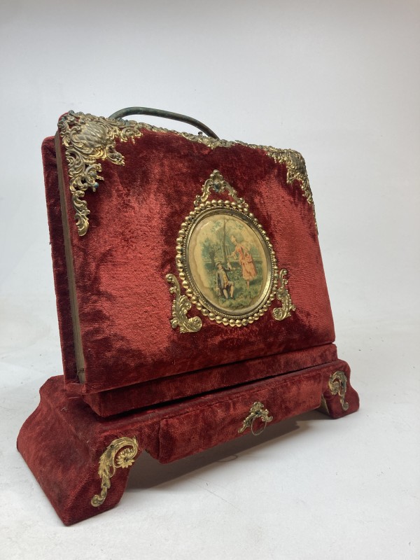 Victorian red table top photo album