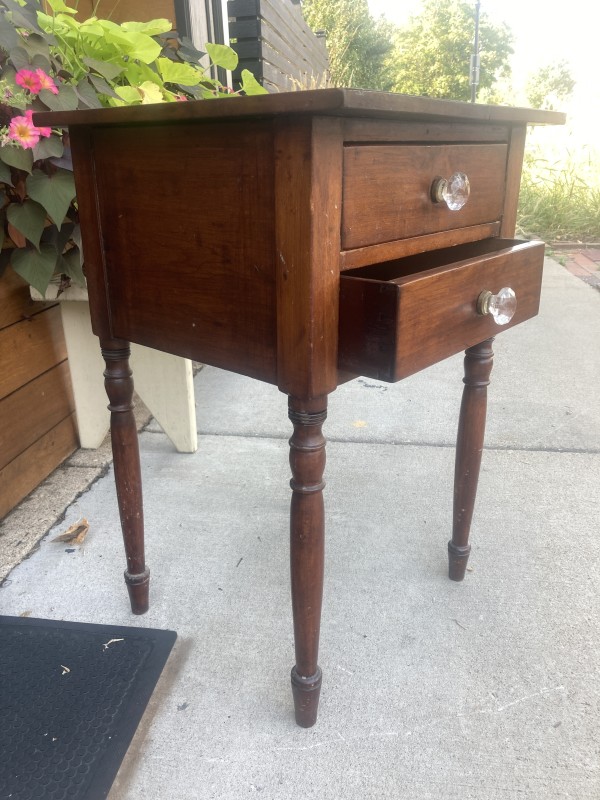 Early 19th century 2 drawer small table