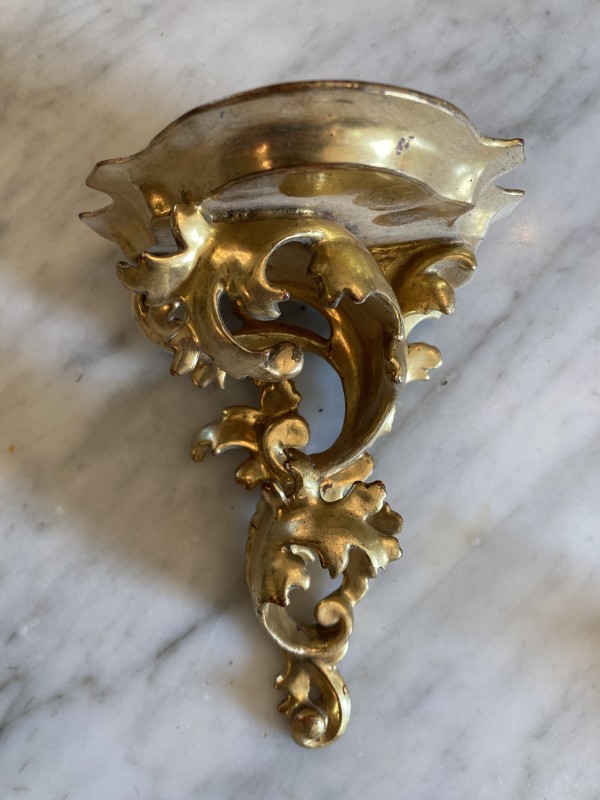 hand carved Italian gold guilt wall shelf