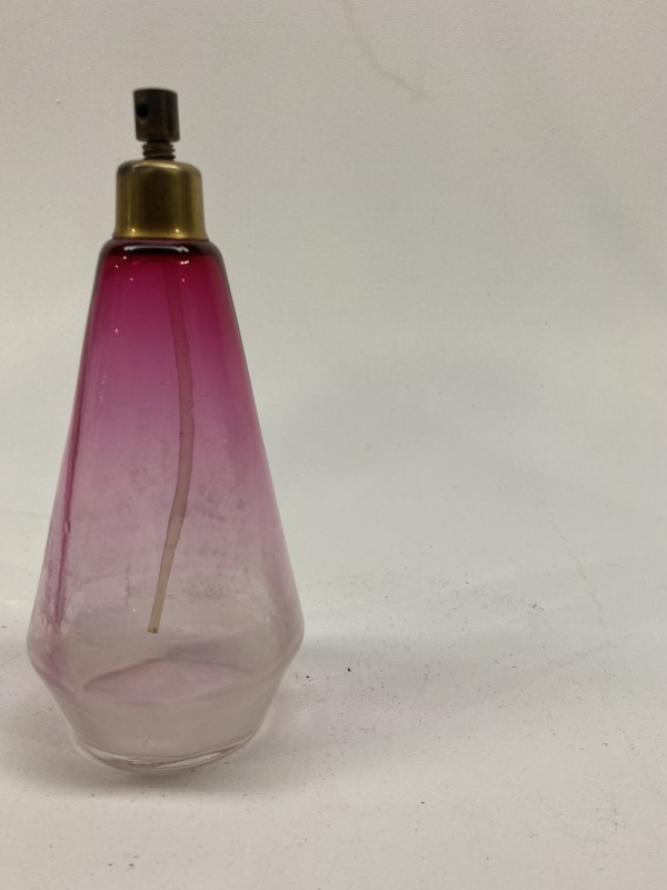 Graduated glass perfume bottle