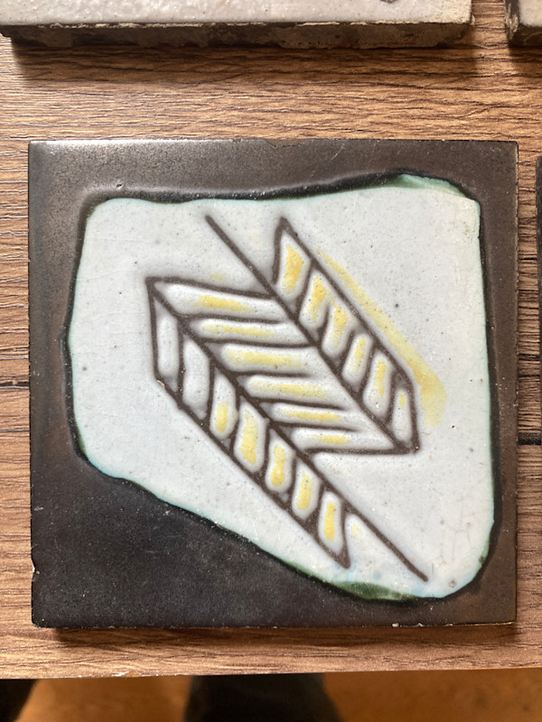 1960's Hand painted modern style tile by Roger Capron ~ Abstract