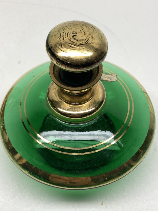 Green glass Art Deco Perfume bottle with stopper