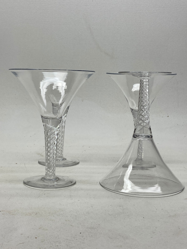 Set of 4 art glass martini glasses with twist stem