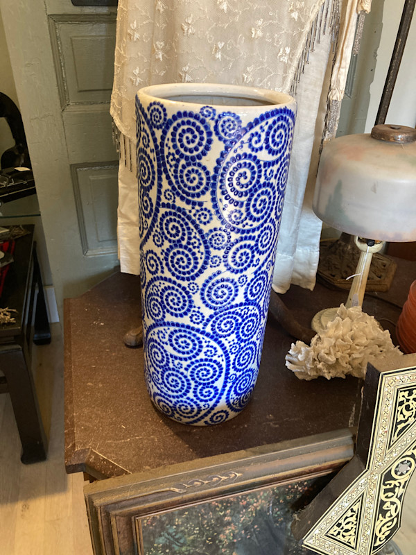 blue and white pottery umbrella stand