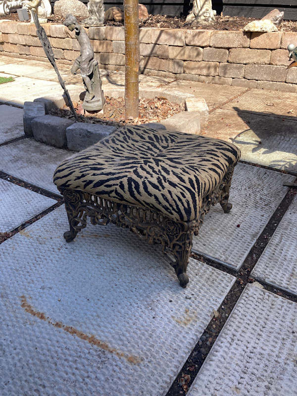 metal based footstool