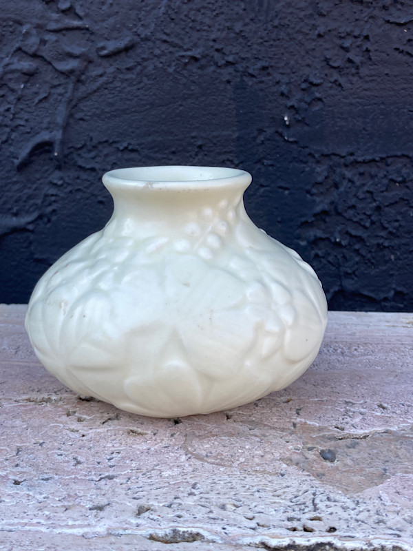 Rookwood white clover vase