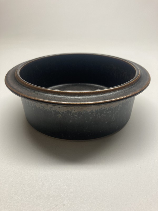 Arabia pottery serving bowl