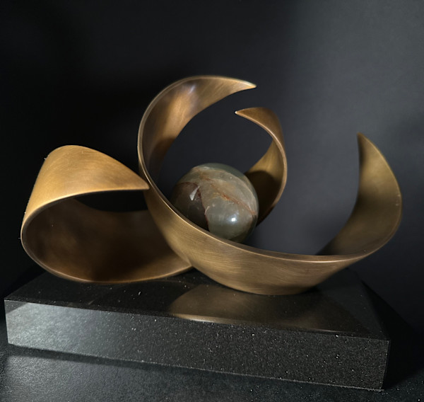 Momentum IV by Lynn Dodge