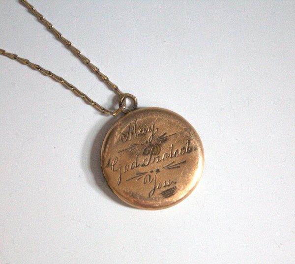Locket by Unknown, United States