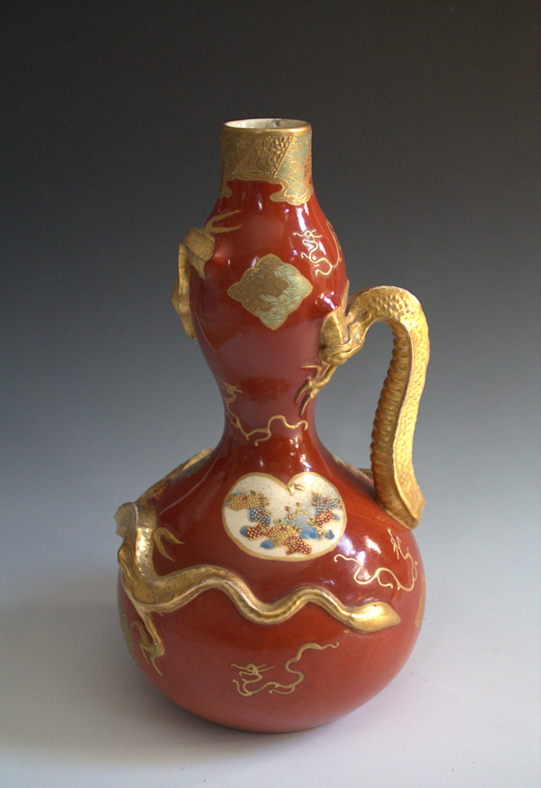 Vase by Kinkozan Sobei VII