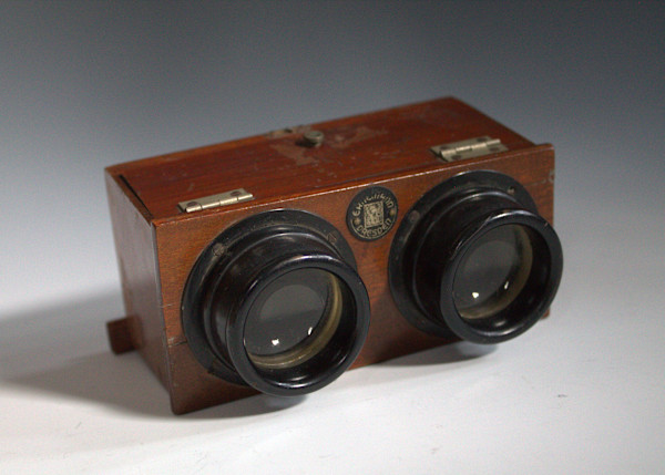 Stereoscope by Heinrich Ernemann