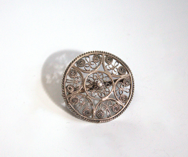 Brooch by Unknown
