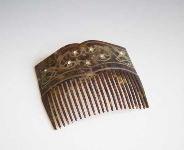 Comb by Unknown