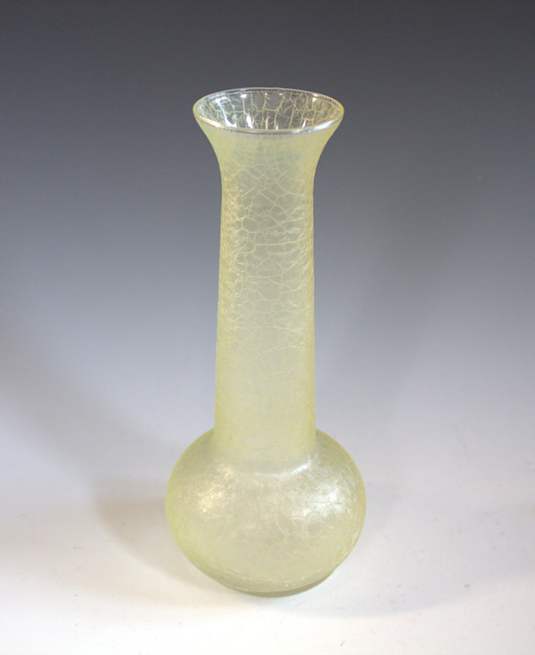 Vase by L.E. Smith