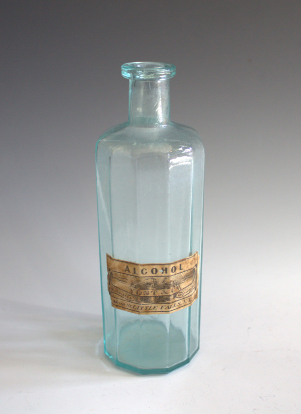 Bottle by Unknown, United States, Image 1.